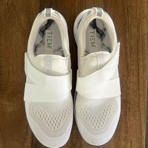 Tiem white marble cycle shoes